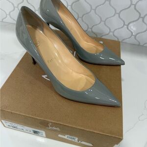 Christian Louboutin Décolleté 85mm Gray Patent Leather Heels